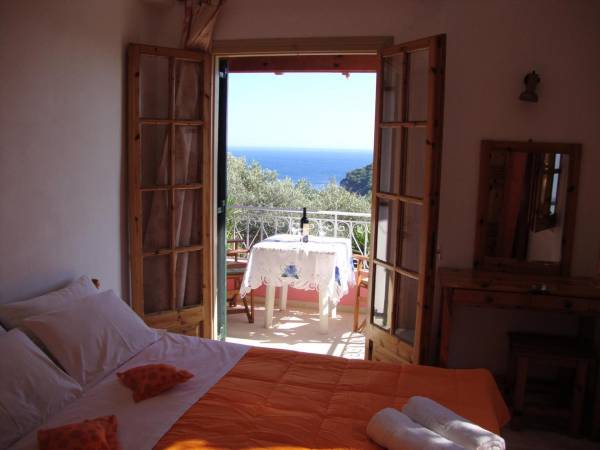 Four-Bedroom Apartment with Sea View