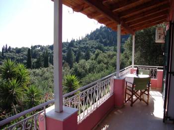 Four-Bedroom Apartment with Sea View15