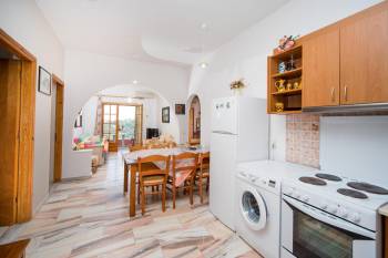 Four-Bedroom Apartment with Sea View22