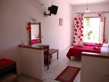 One-Bedroom Apartment with Sea View11
